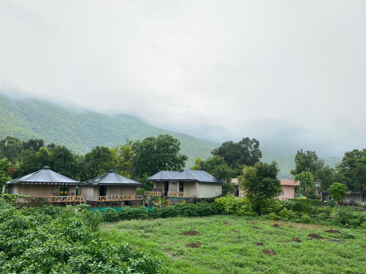 Namaste India Hostel Puskár Kültér fotó