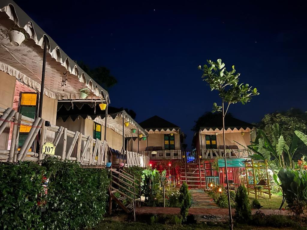 Namaste India Hostel Puskár Kültér fotó