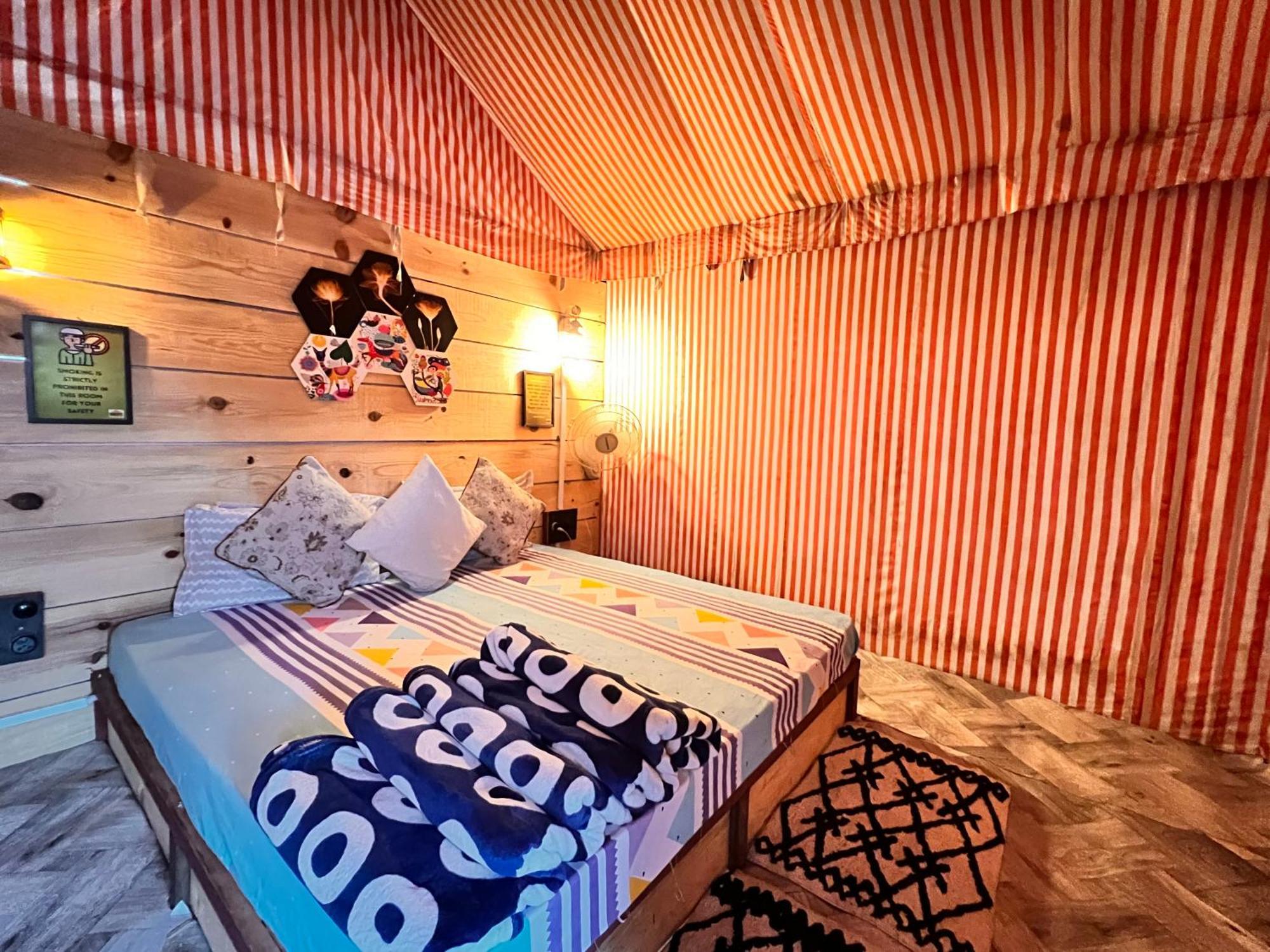 Namaste India Hostel Puskár Kültér fotó