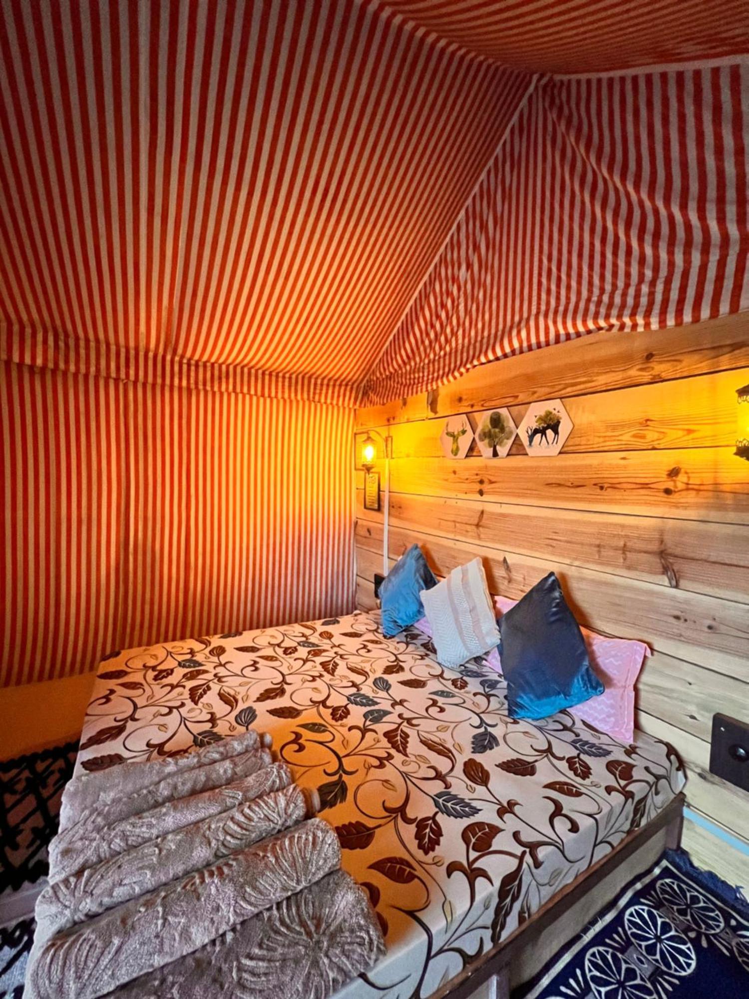 Namaste India Hostel Puskár Kültér fotó