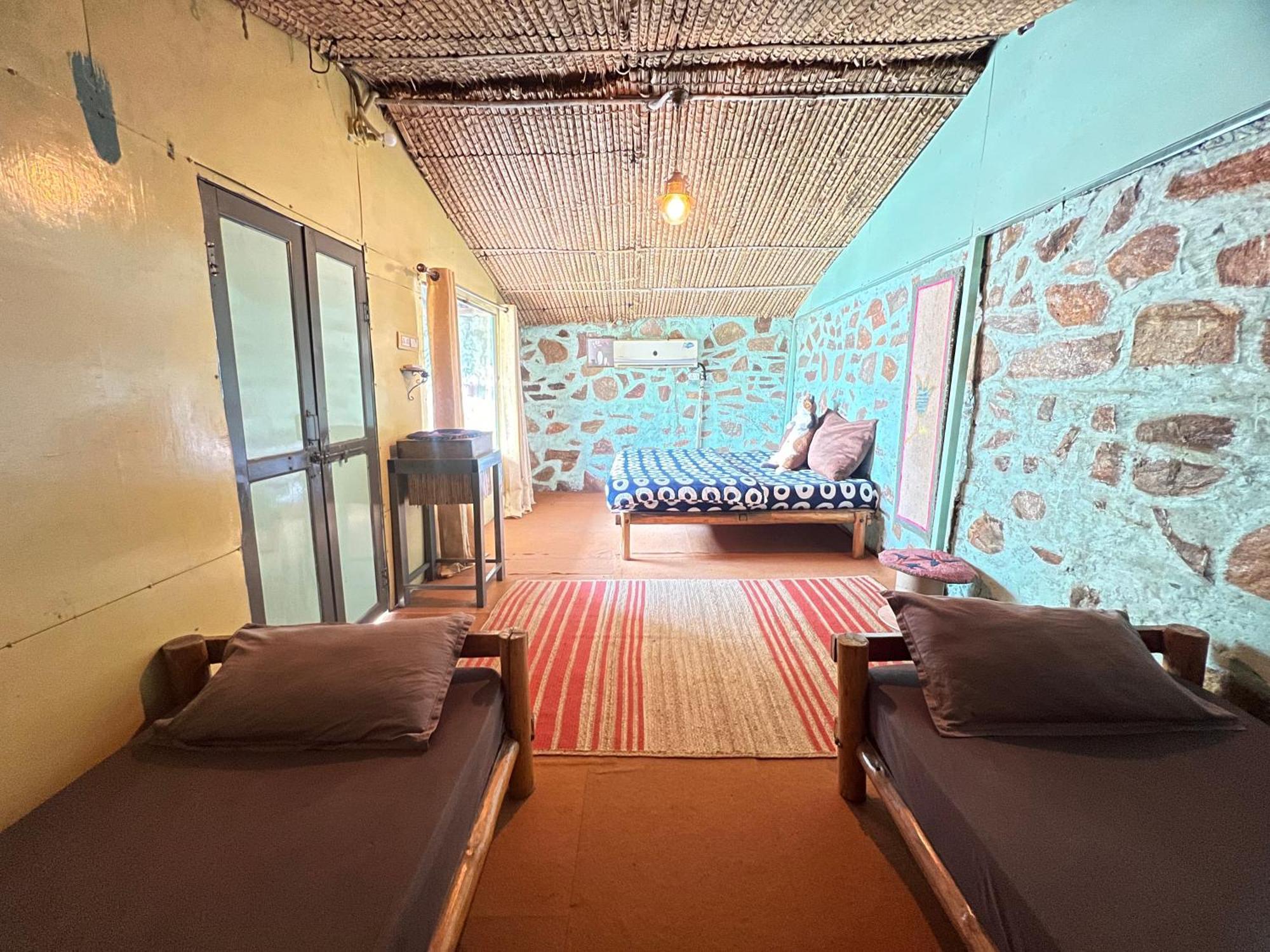 Namaste India Hostel Puskár Kültér fotó