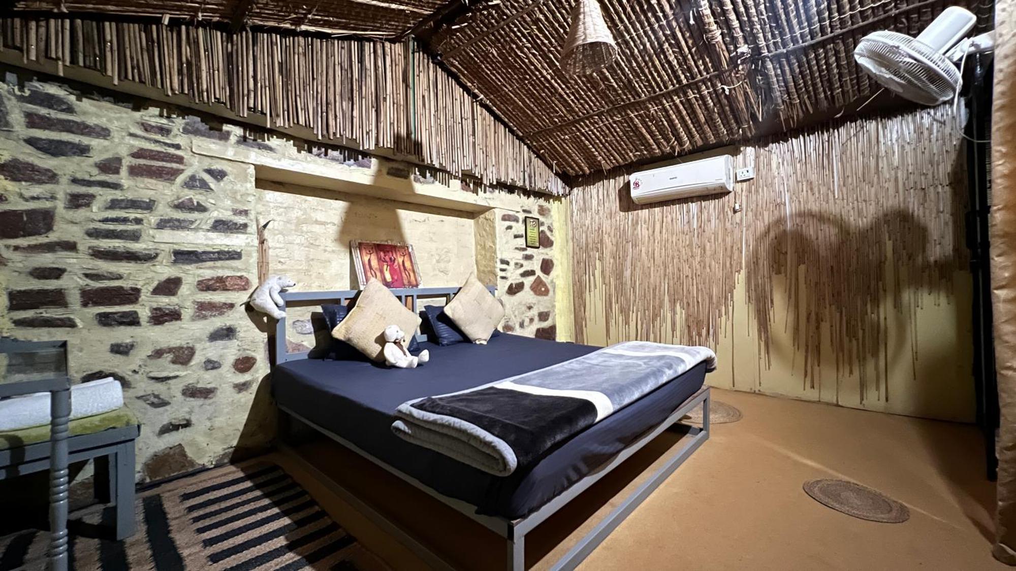 Namaste India Hostel Puskár Kültér fotó