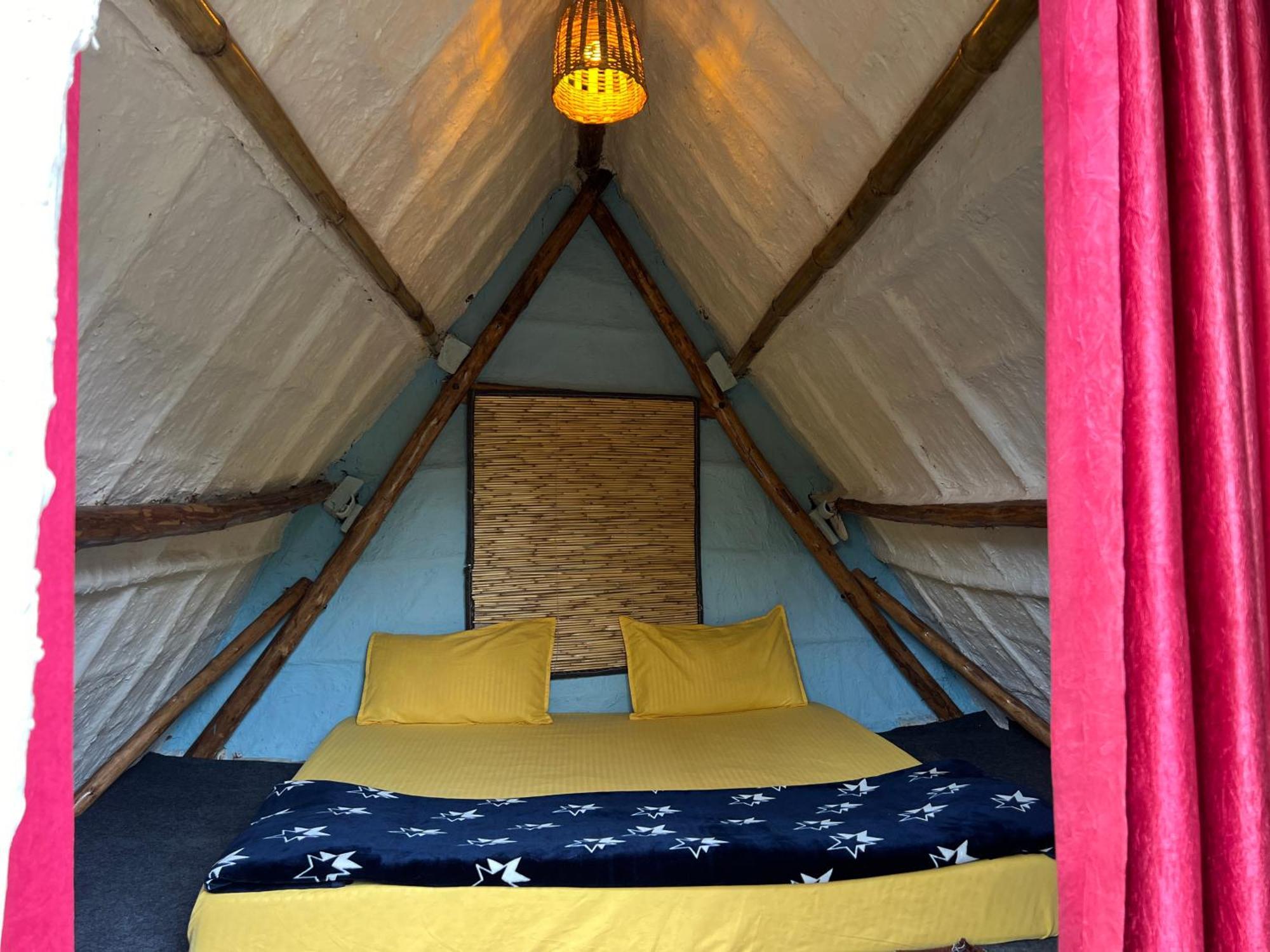 Namaste India Hostel Puskár Kültér fotó
