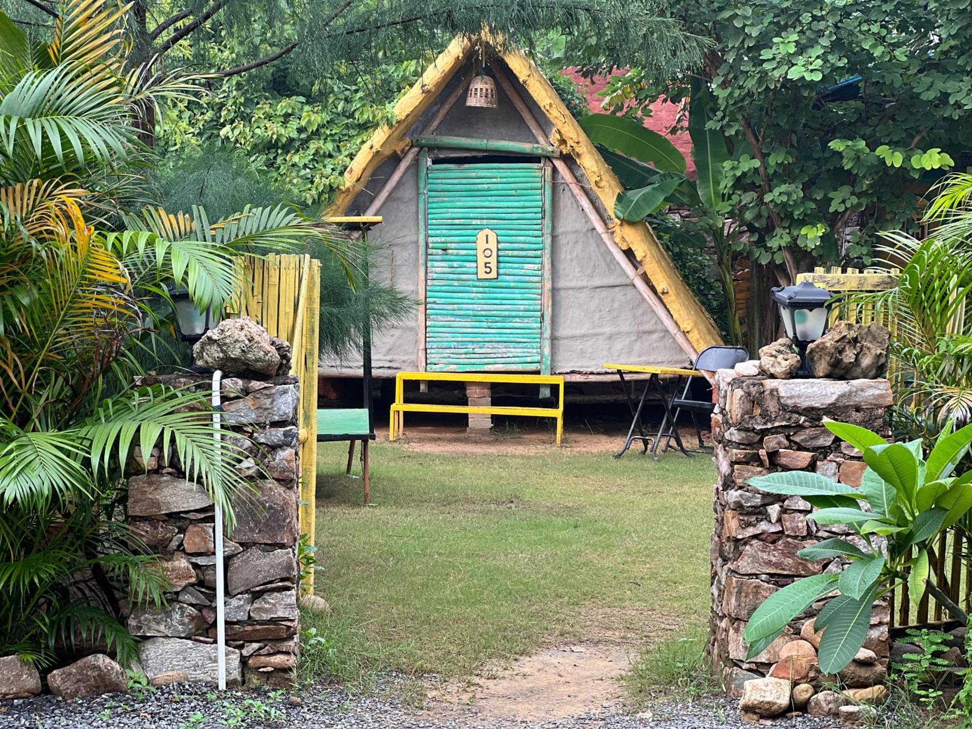 Namaste India Hostel Puskár Kültér fotó
